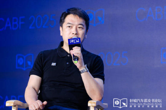 艾摩星机器人卢玉坤：有些人形机器人公司用的摄像头就是把USB接口打胶固定，非常(🆔)不稳定
